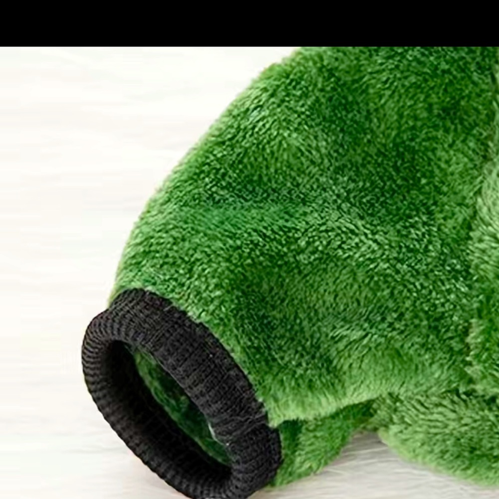 SALE****Green Dinosaur dog costume/outfit - Picture 3 of 12
